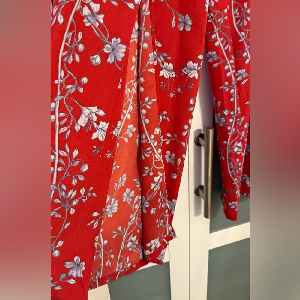 BCBGMAXAZRIA Wide-Leg Floral Pants – Red | New - Picture 4 of 8